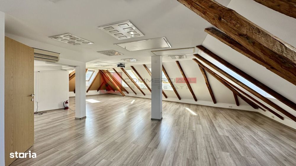 Cladire Birouri | 520 Mp | Curte Proprie 300 Mp