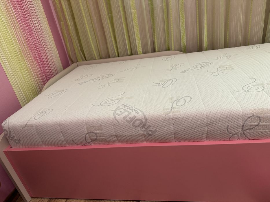 Юношеско легло за момиче