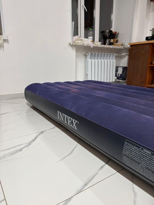 Продаётся надувной матрас INTEX