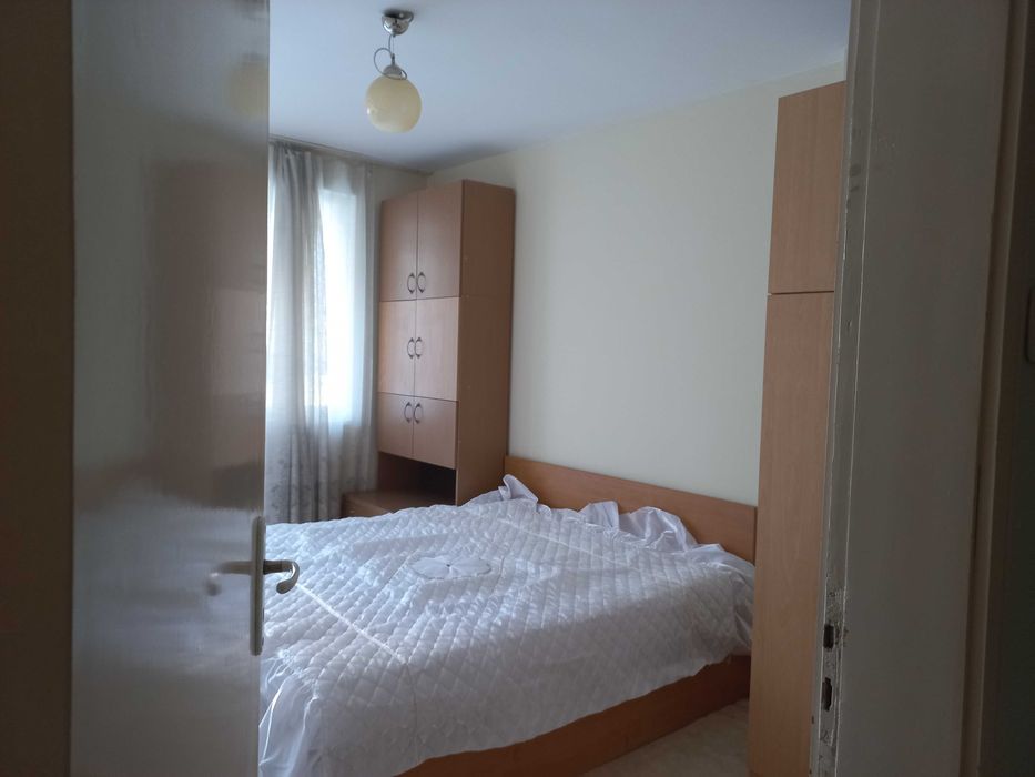 Дава се под наем Двустаен апартамент в Варна, Автогара - 55 кв.м за 408 € - Снимка #2