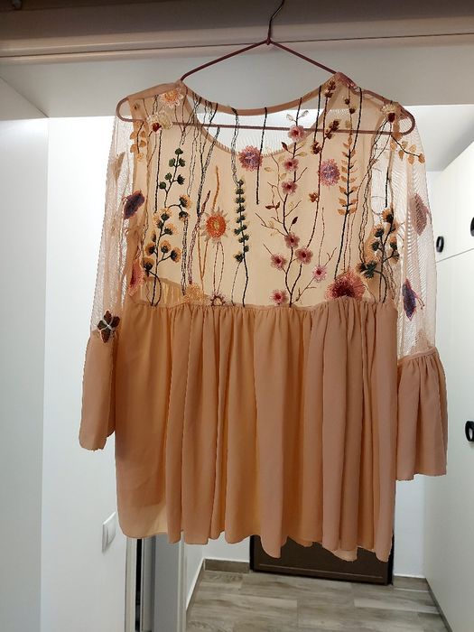 Vand rochii + bluza roz pudra