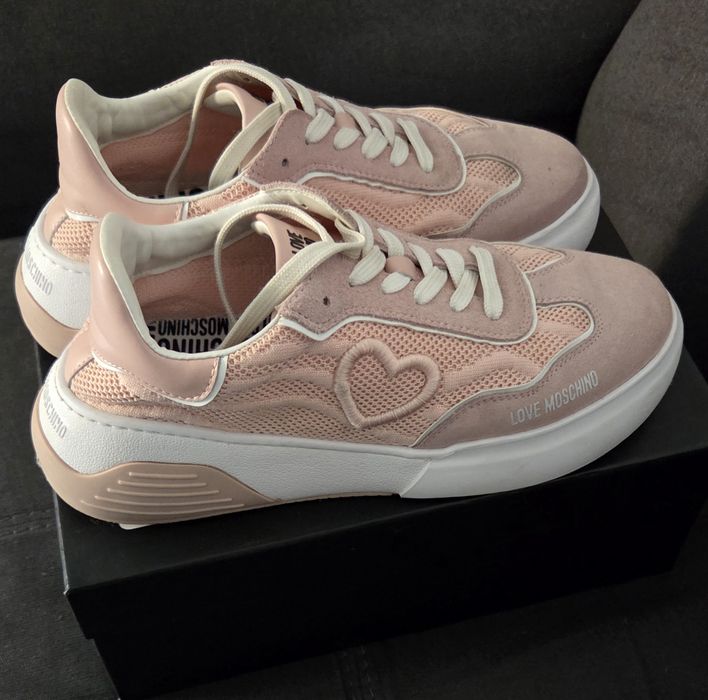 Love Moschino сникърси н.40