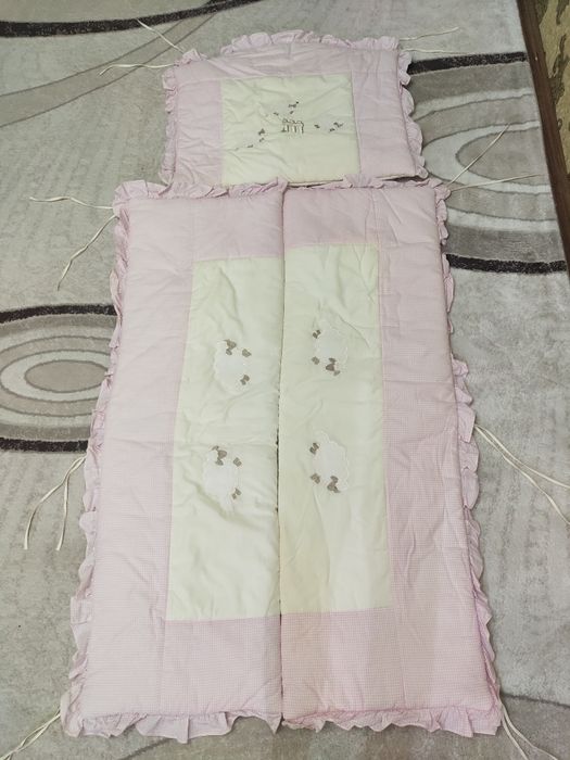 Бортики в кроватку