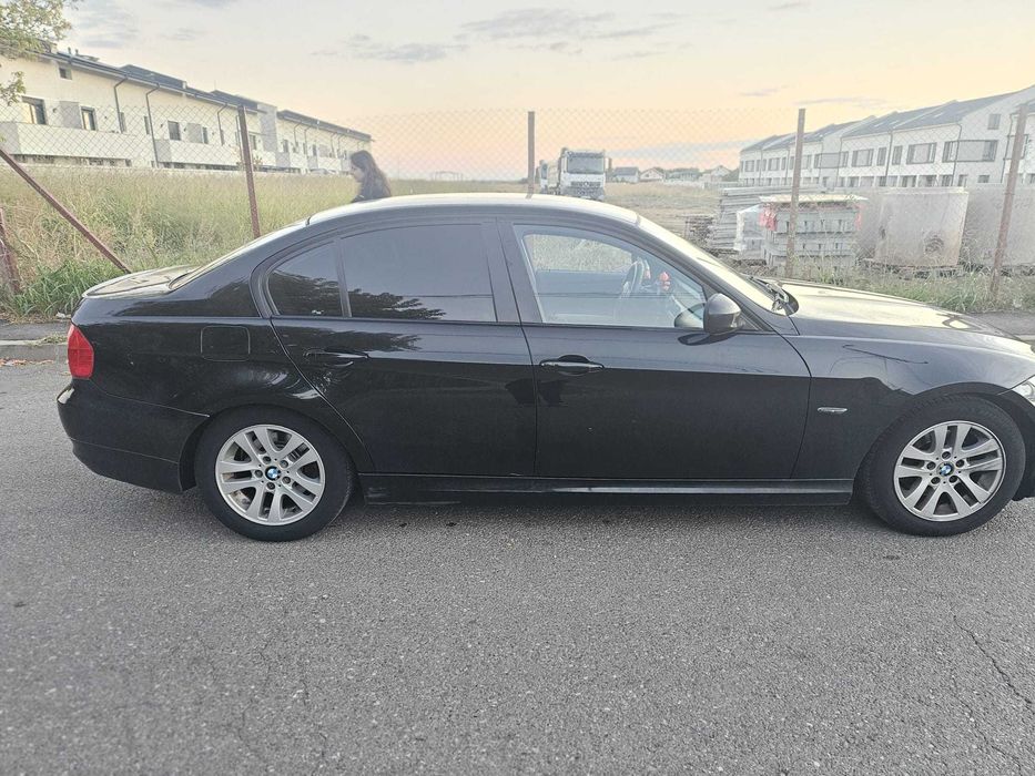 BMW Seria 3 E90 318d – 2009 | 2.0 Diesel 143 CP | 348.747 km | Distribuție schimbată
