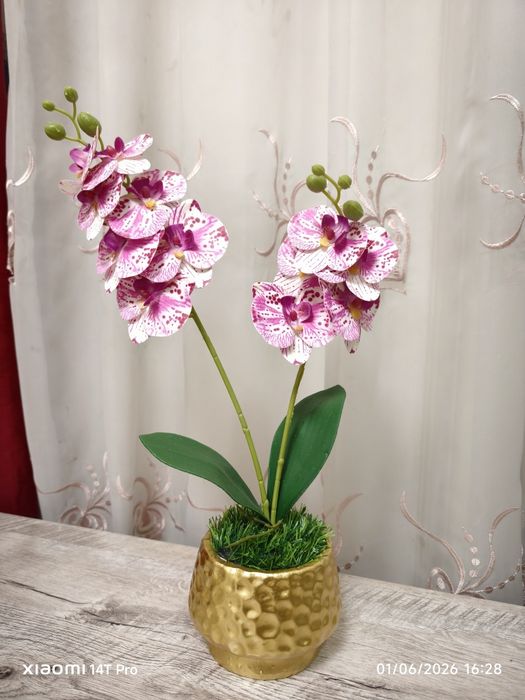 Dekorativ sun’iy orxideya / Декоративная искусственная орхидея