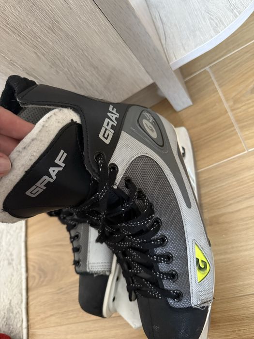 Коньки мужские Graf