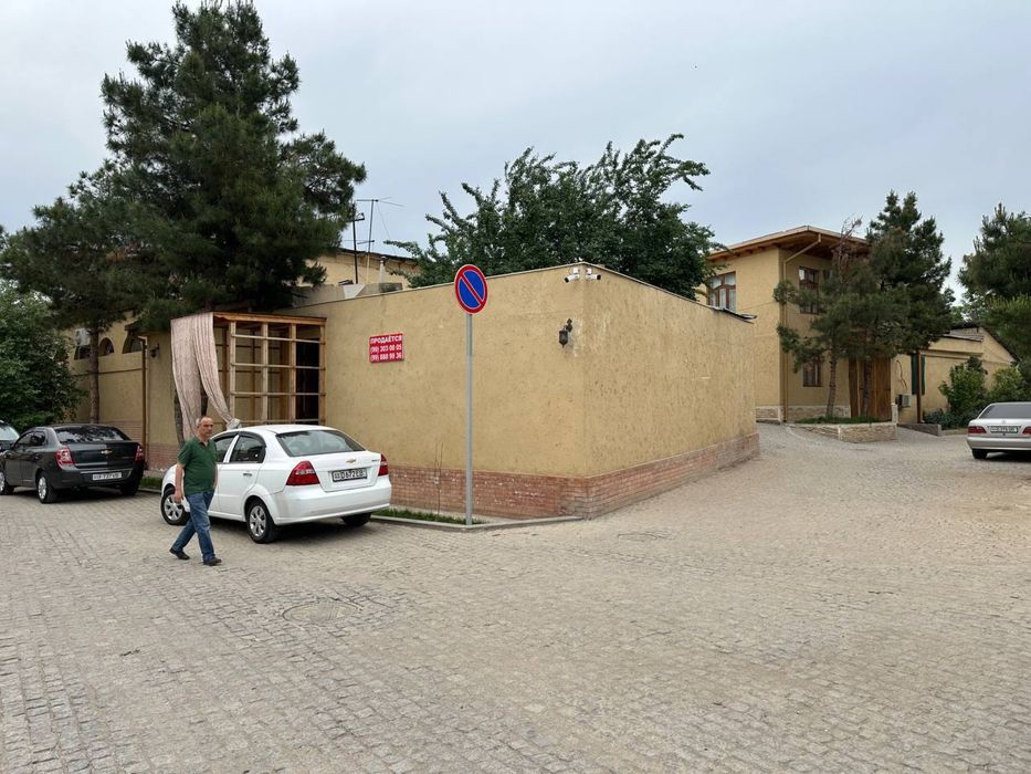 Uy sotiladi kokaldash madrasa tepasida