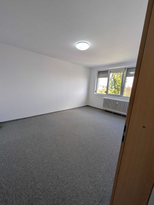 Metrou 1 Decembrie 1918 – Apartament 2 camere, decomandat