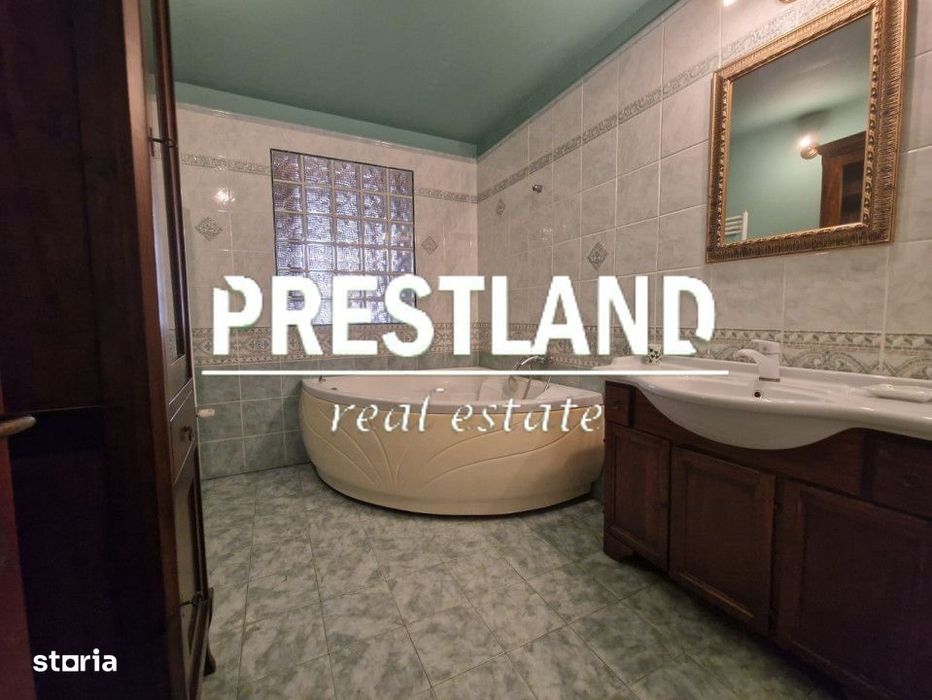 Vila zona Sub Arini!!