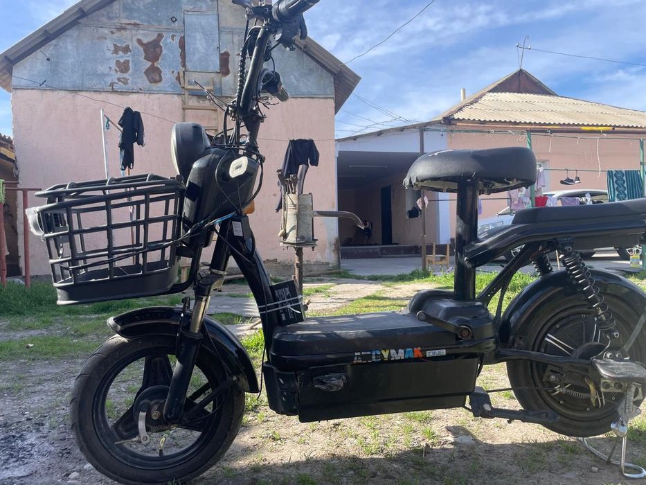 Скутер сатылады бағасы 95000тг