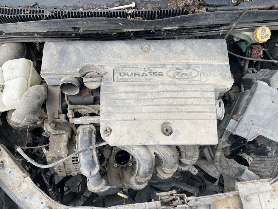Ford Fiesta Mk6 на части