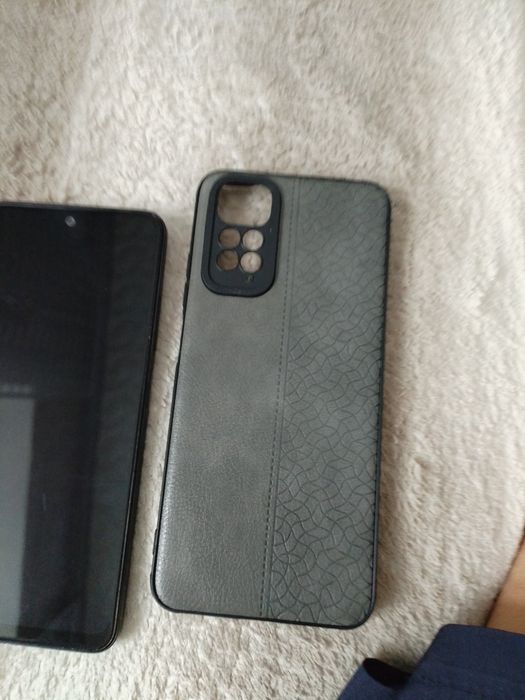 Продам телефон рэдми 11