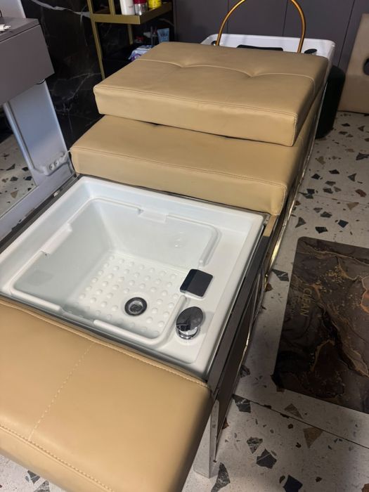Продам кушетку Head Spa