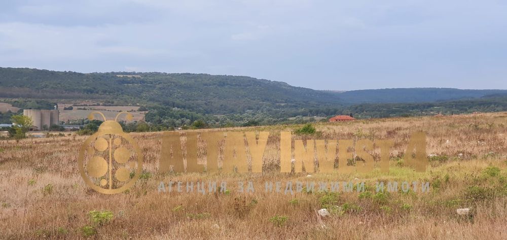 Продава се Парцел в с. Осеново, Област Варна - 8500 кв.м за 20 €/кв.м - Снимка #8