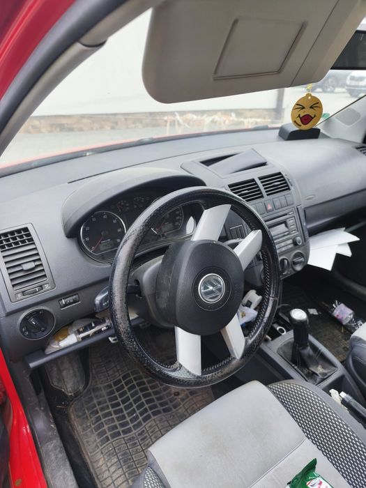 VOLKSWAGEN Polo 2008