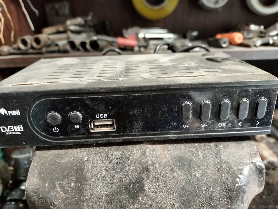 Продаётся антенна с усилителем