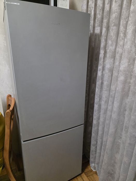 Холодильник Бирюса