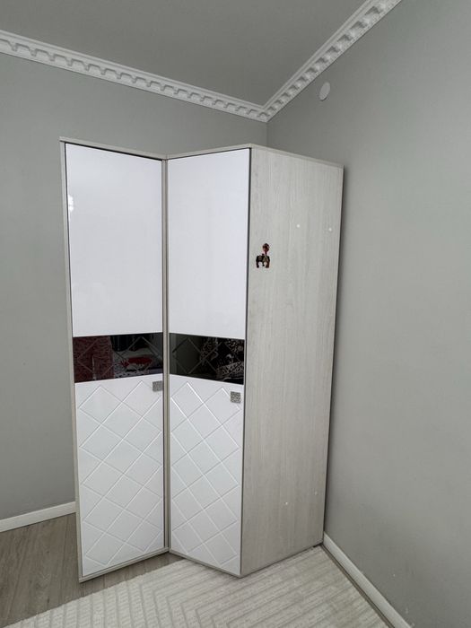 Шкаф Уголовой.  Белый