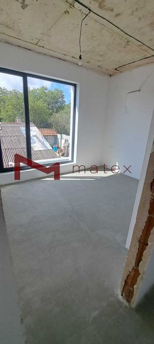 БУТИКОВА КЪЩА- Ален Мак - Траян Кателиев