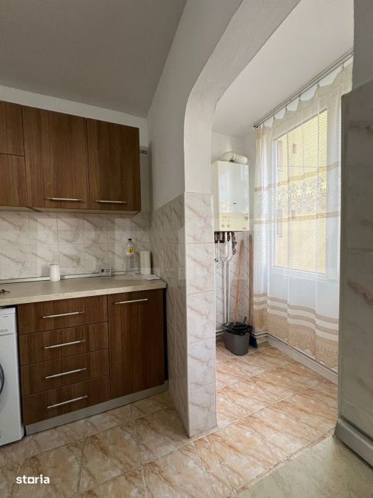 Apartament 2 camere, etaj 1, decomandat, zona Micro 3