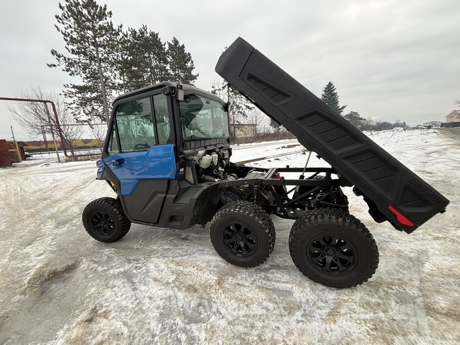 Can am utv 6x6 defender
