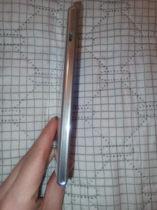 Телефон Sony Xperia M2