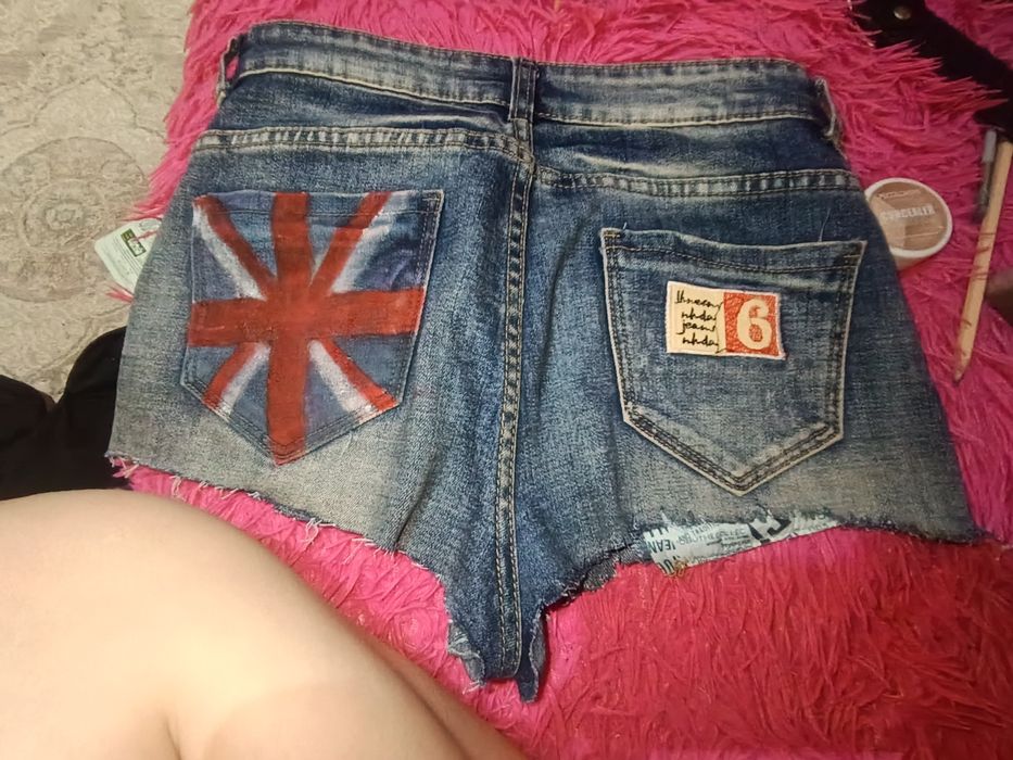 шорты из 2000х..