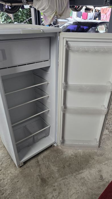 Продам Холодильник бирюса
