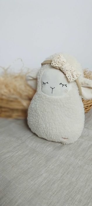 Ръчно изработена овца с име