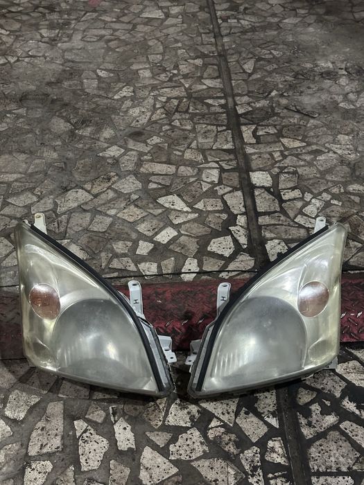 LC Prada 120 фара б/у