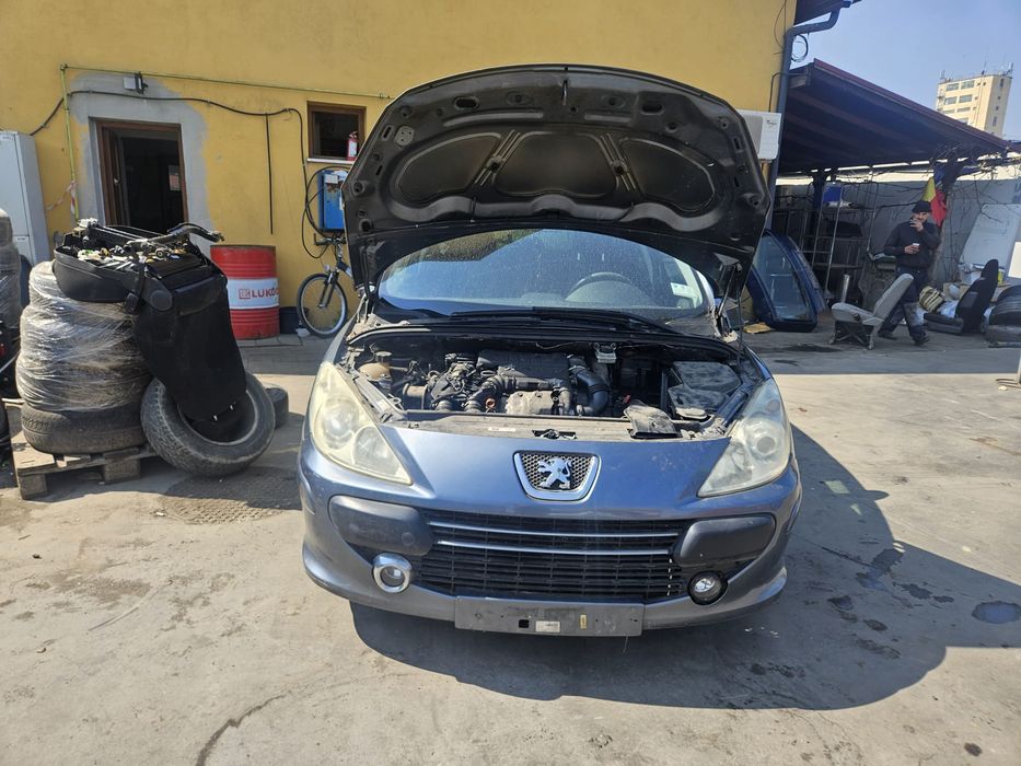 Bara spate Peugeot 307 2005 1.6 HDi MT (109 hp)