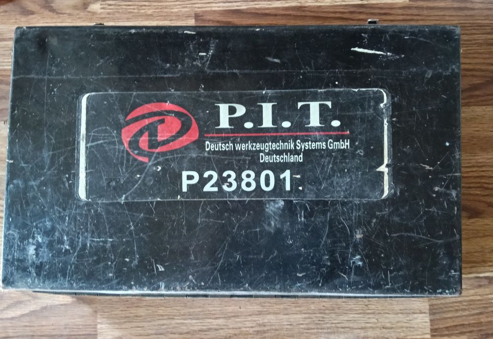 Перфоратор б.у в хорошем состоянии