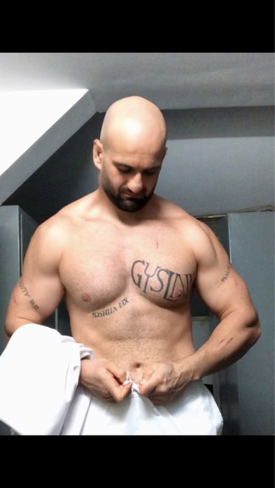 Masaj deeptissue,versatil,relaxare, etc si antrenorat