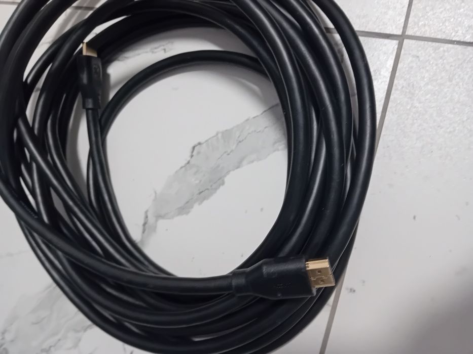 Cablu HDMI 8 m. General Electric. Pret 50 lei fix