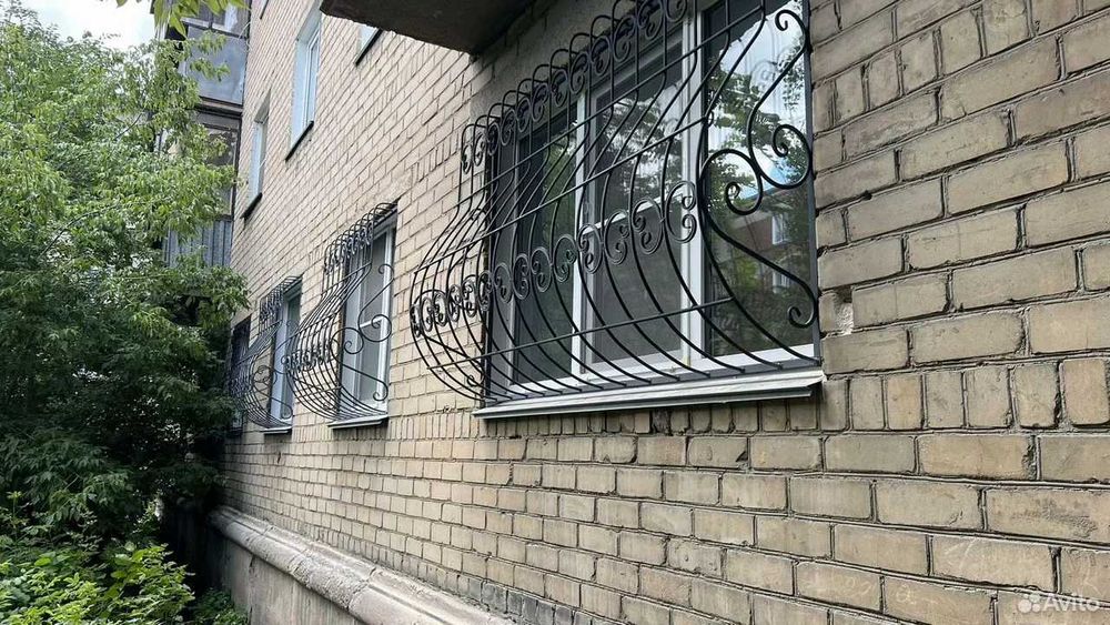 РЕШЁТКИ НА ОКНА . Kозырек panjara навес rewotka ограда kovka ришотка