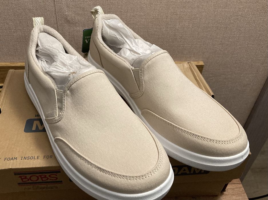 Обувки Skechers и Adidas