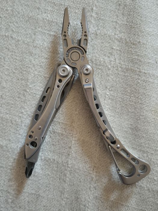 Leatherman Skeletool