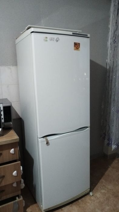 Продам холодильник