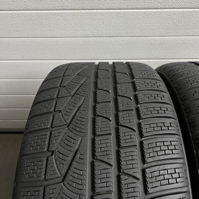 2 Anvelope iarna 265 45 18 Pirelli