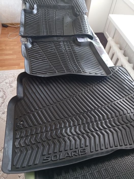 Продам коврики на Хендай Солярис