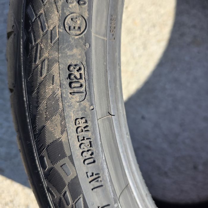 Anvelope turism noi vara Continental 225 40 19