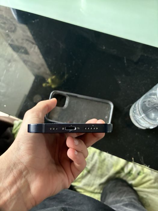 Iphone 12 deep blue