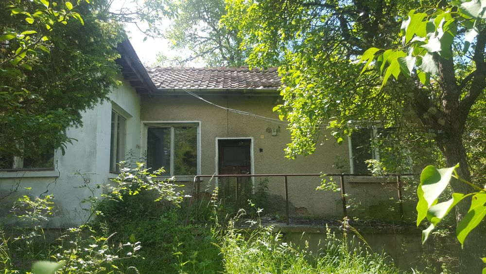 Продава се Къща в с. Докьовци, Област Перник - 60 кв.м за 213 €/кв.м - Снимка #2
