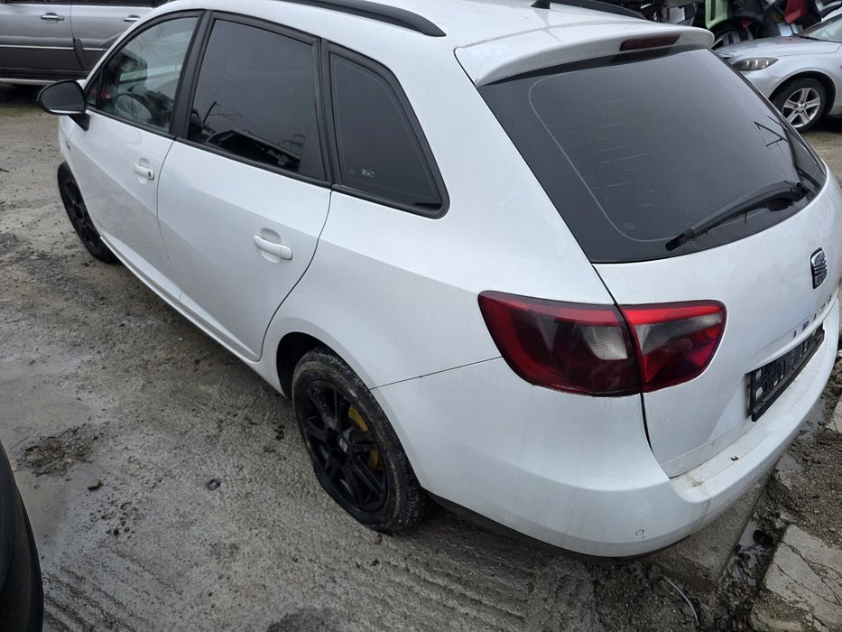 Dezmembrez Seat Ibiza 1.2tdi