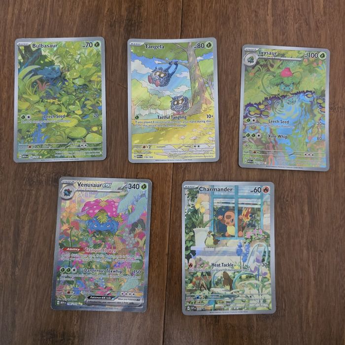 Lot 5 cărți Pokémon TCG – Venusaur ex, Bulbasaur, Ivysaur, Charmander