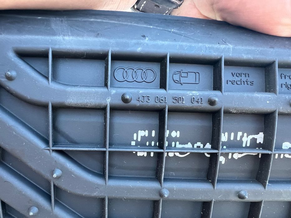 Стелки за AUDI E-Tron GT