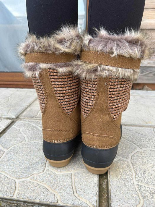 Различен стил. Дамски ботуши за сняг -  36. 38. 41 -  17.90 Evro