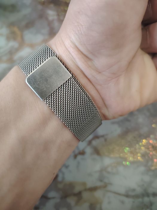 Смарт часы круглые.