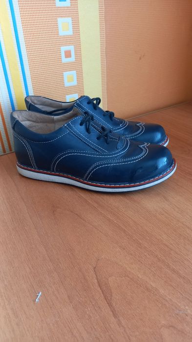 Туфли для девочки  34 р