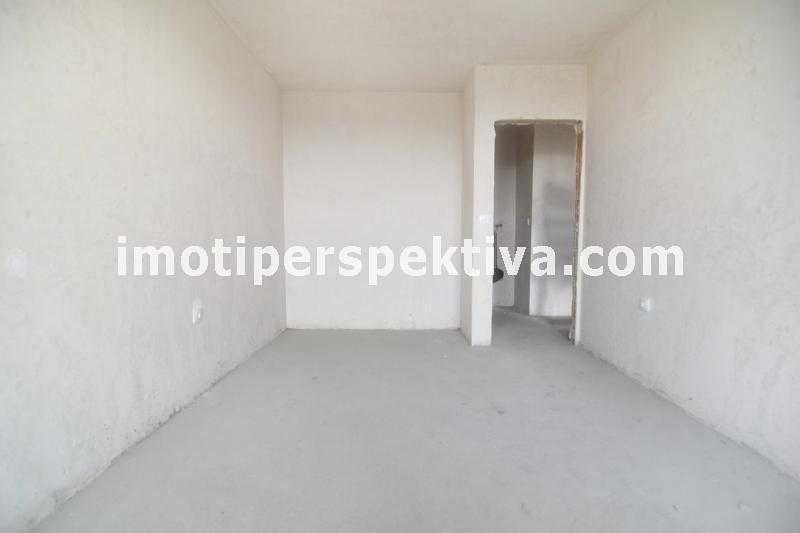 Продава се Двустаен апартамент в Пловдив, Кършияка - 73 кв.м за 1535 €/кв.м - Снимка #4